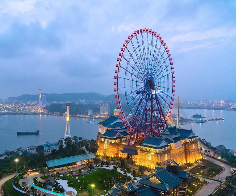 Quảng Ninh: Hành trình tiến đến “ngôi vương” du lịch Việt - Ảnh 1. Quảng Ninh: Hành trình tiến đến “ngôi vương” du lịch Việt - Ảnh 1.