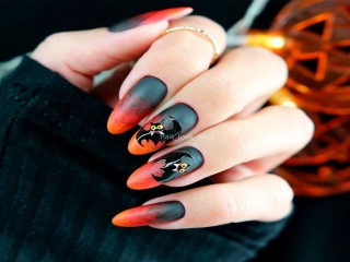 Cách hóa trang Halloween đơn giản: vẽ mặt, vẽ nail ấn tượng