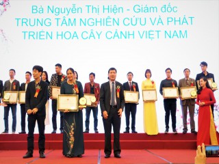 CHƯƠNG TRÌNH RẠNG RỠ VIỆT NAM NĂM 2020 – CHÀO MỪNG ĐẠI HỘI LẦN THỨ XIII CỦA ĐẢNG